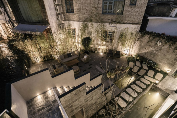 云南麗江民宿精品酒店裝修設(shè)計公司案例(圖3) 云南麗江民宿精品酒店裝修設(shè)計公司案例(圖3)