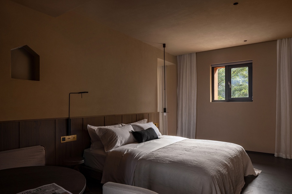 酒店設(shè)計(jì)公司苫也·未名海裝修案例(圖11) zywmhfssj-23.jpg