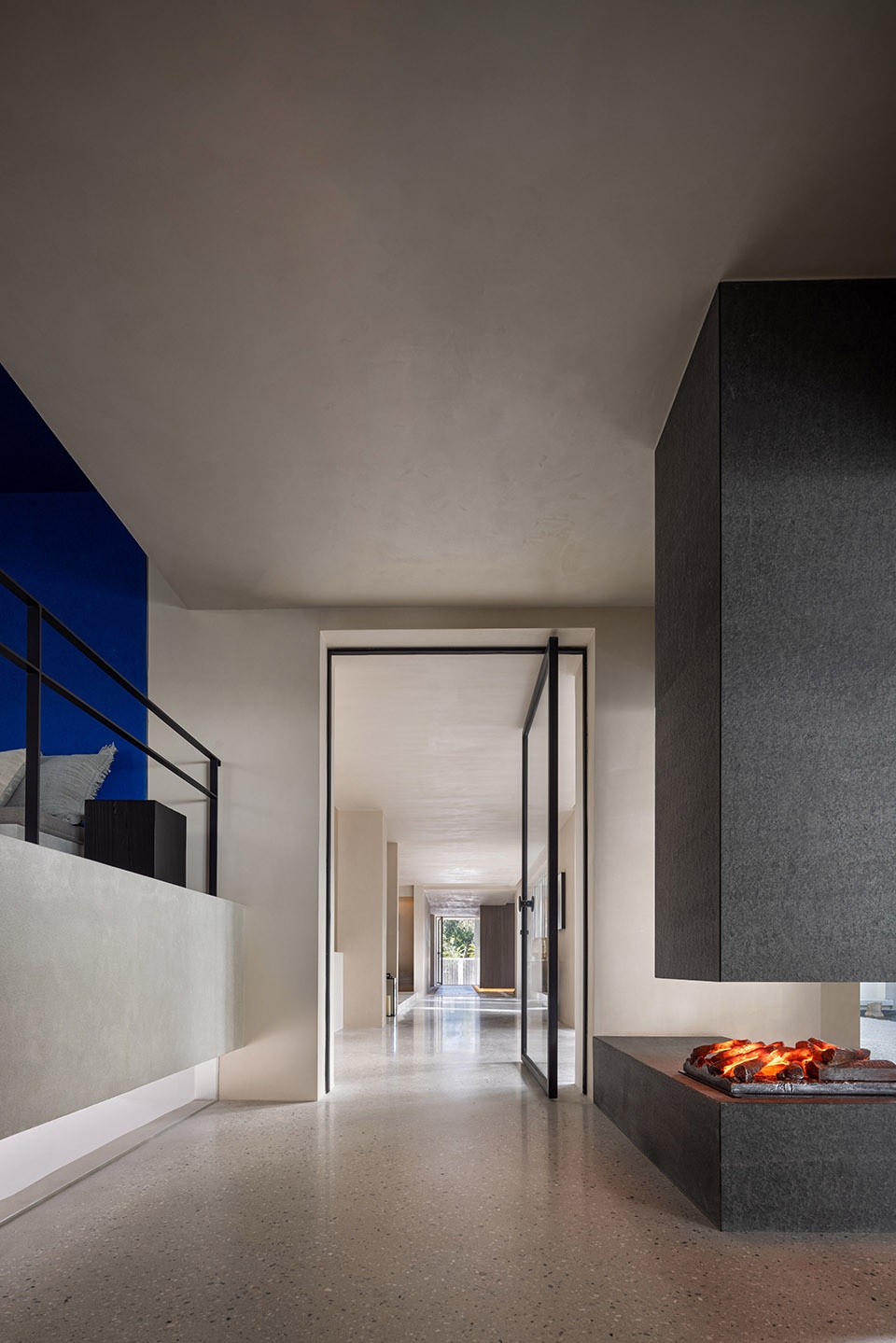 酒店設(shè)計(jì)公司白平衡度假酒店裝修案例分享(圖6) dlbphsjsdjjd-15.jpg