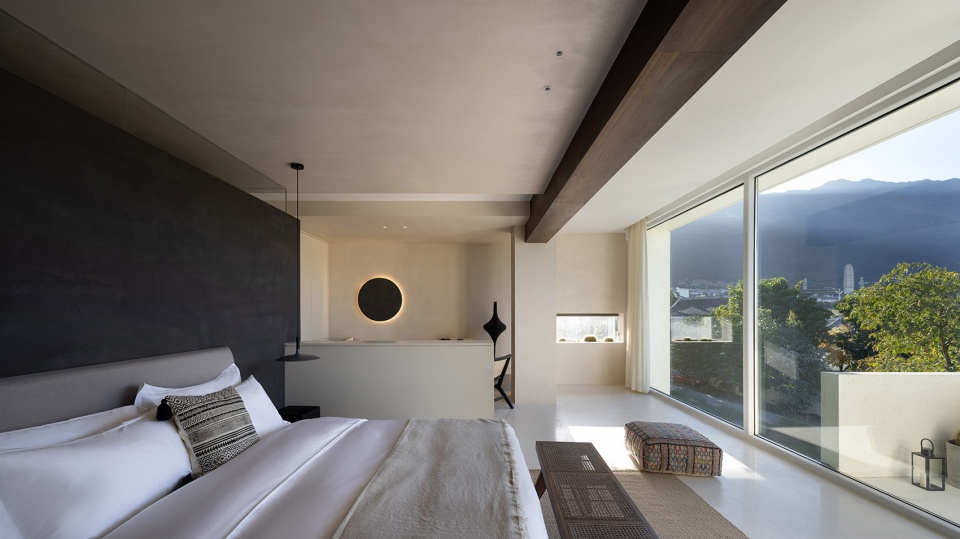 酒店設(shè)計(jì)公司白平衡度假酒店裝修案例分享(圖11) dlbphsjsdjjd-30.jpg