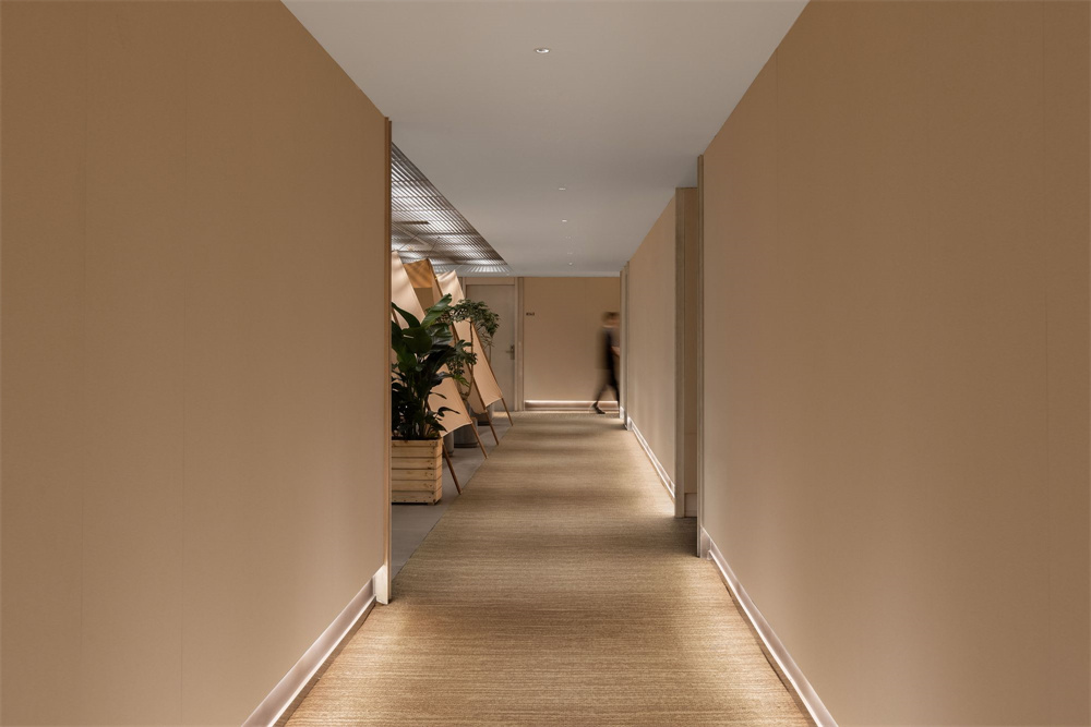 主題酒店設(shè)計(jì)公司分享易車·亞朵汽車概念酒店(圖18) 圖片 (18).jpg