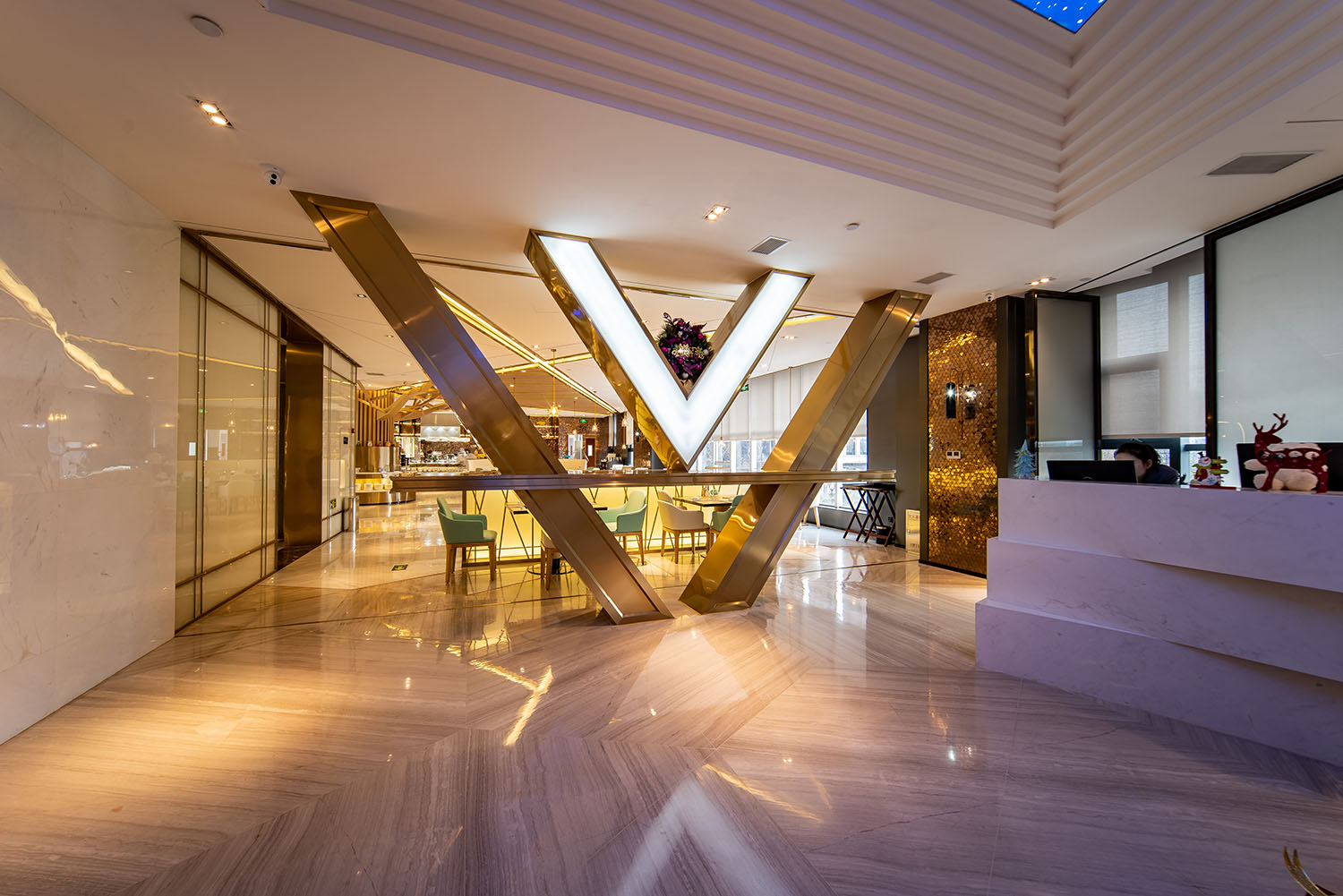 酒店設(shè)計(jì)公司推薦西安金磐酒店裝修案例(圖7) 酒店設(shè)計(jì)公司推薦西安金磐酒店裝修案例(圖7)