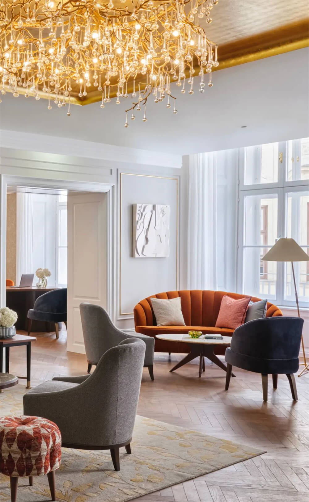 酒店設(shè)計(jì)公司推薦維也納瑰麗酒店裝修案例(圖2) 酒店設(shè)計(jì)公司推薦維也納瑰麗酒店裝修案例(圖2)