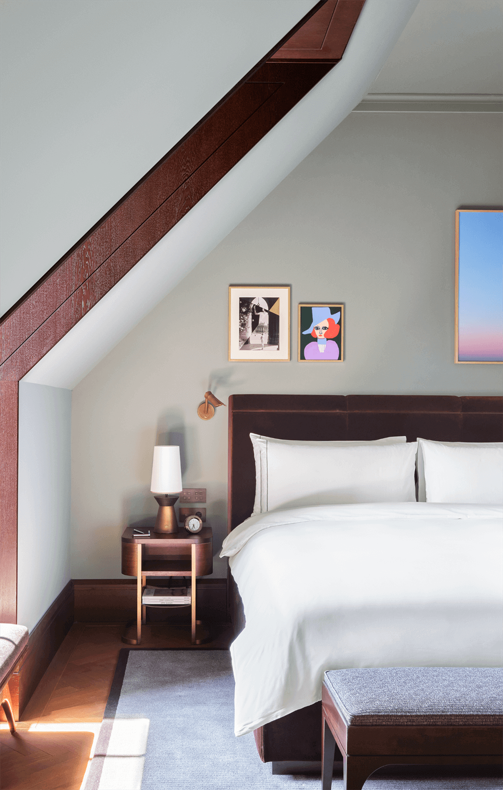 酒店設(shè)計(jì)公司推薦維也納瑰麗酒店裝修案例(圖4) 酒店設(shè)計(jì)公司推薦維也納瑰麗酒店裝修案例(圖4)