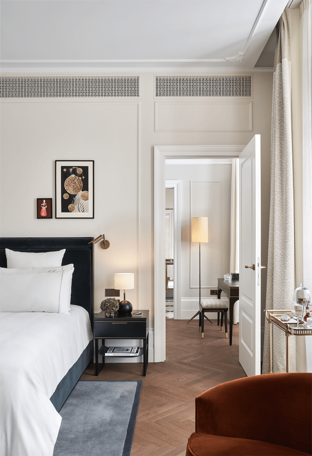 酒店設(shè)計(jì)公司推薦維也納瑰麗酒店裝修案例(圖24) 酒店設(shè)計(jì)公司推薦維也納瑰麗酒店裝修案例(圖24)