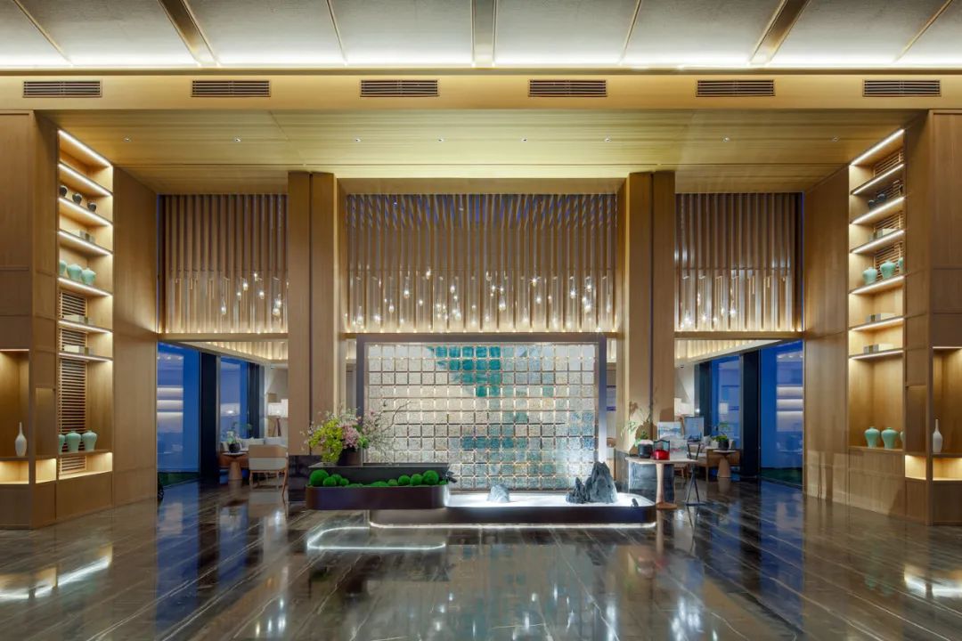 酒店裝修公司推薦悅季·望湖酒店設(shè)計(jì)案例(圖4) DM_20220830143743_004.jpg
