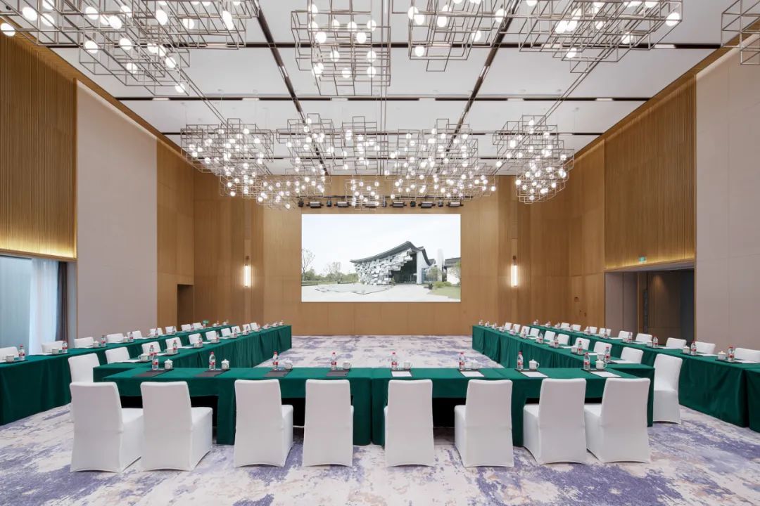 酒店裝修公司推薦悅季·望湖酒店設(shè)計(jì)案例(圖10) DM_20220830143743_010.jpg