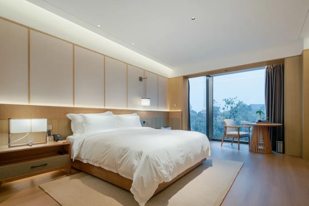 酒店裝修公司推薦悅季·望湖酒店設(shè)計(jì)案例(圖12) DM_20220830143743_012.jpg