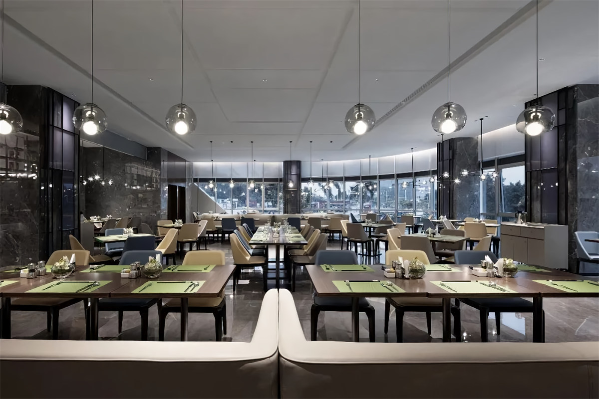 廣州文沖希爾頓歡朋連鎖酒店裝修設(shè)計案例(圖6) 廣州文沖希爾頓歡朋連鎖酒店裝修設(shè)計案例(圖6)