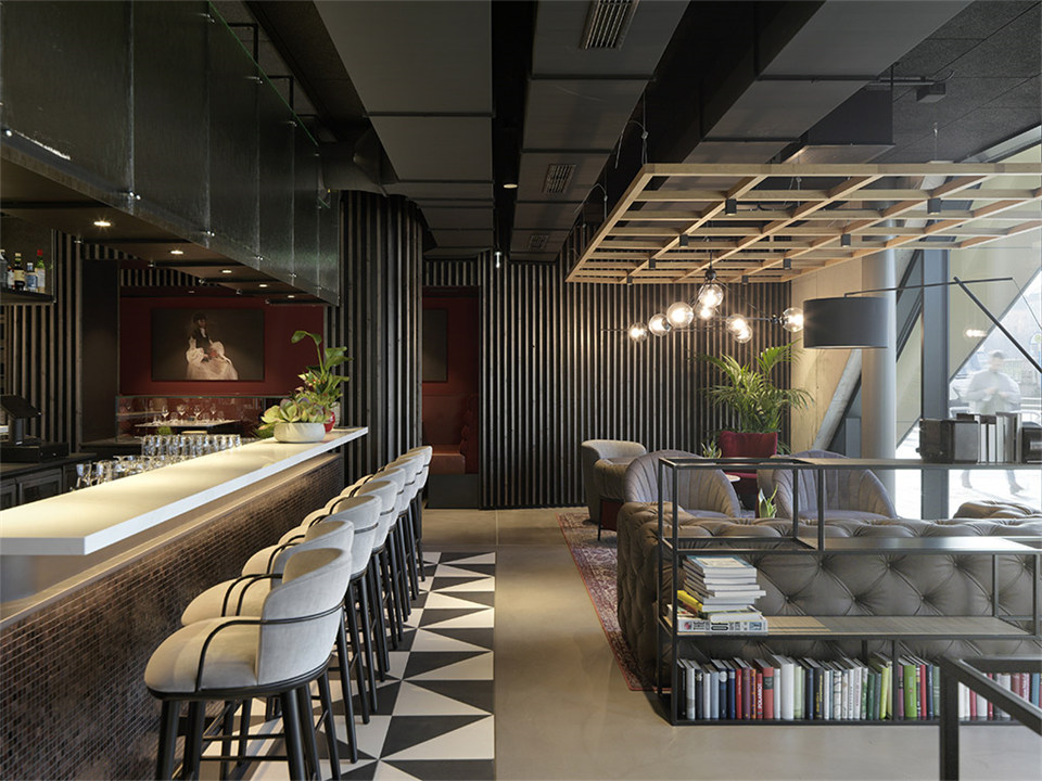 國外小而美的THE ROCK精品酒店裝修設計賞析(圖3)