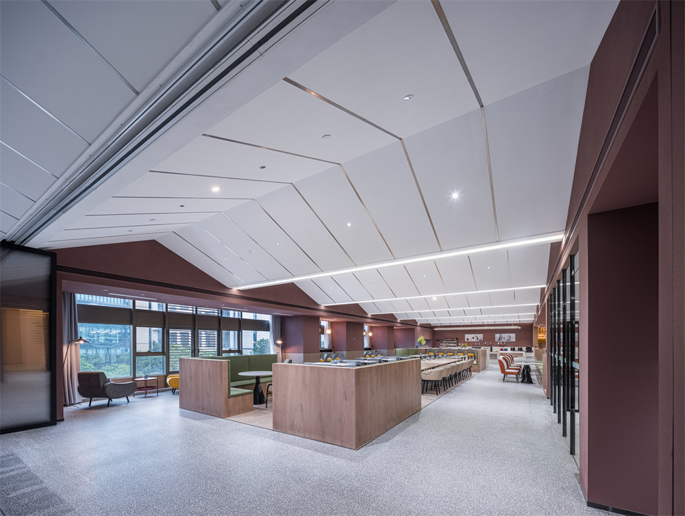 與書屋融合的亞朵 S 酒店裝修設計案例(圖6) 與書屋融合的亞朵 S 酒店裝修設計案例(圖6)