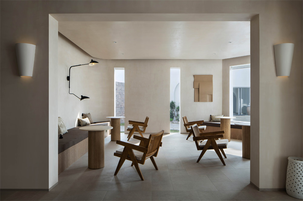 蜜悅·藍白圣島懸崖泡池海景民宿裝修設計方案(圖5)