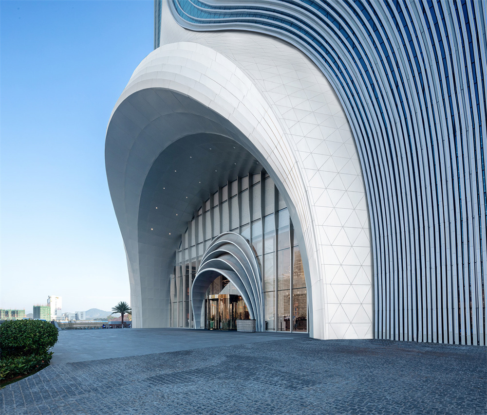 新中式奢華 廣東潘州國際大酒店裝修設(shè)計(jì)方案(圖2) 11103338_vsszan185715181643206.jpg