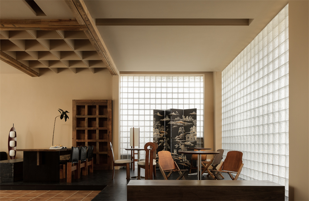 兼顧美感與造價的YUSHAN民宿裝修設(shè)計案例(圖3) 640_wx_fmt=png&from=appmsg&wxfrom=5&wx_lazy=1&wx_co=1 (1).jpg