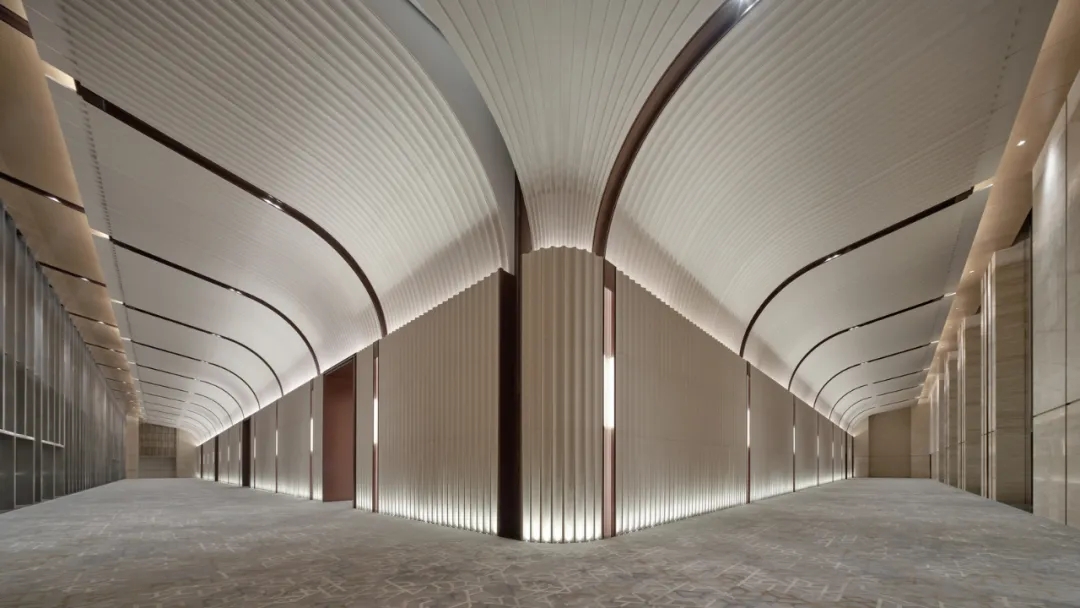 18000㎡鹽城國際會議中心裝修設(shè)計方案(圖6) 640_wx_fmt=other&wxfrom=5&wx_lazy=1&wx_co=1&tp=webp.webp (17).jpg