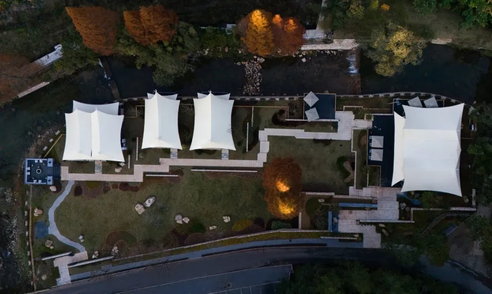 精品野奢養(yǎng)生度假 二都國(guó)家森林帳篷酒店裝修設(shè)計(jì)(圖2) 640_wx_fmt=jpeg&from=appmsg&tp=webp&wxfrom=5&wx_lazy=1&wx_co=1 (2).jpg