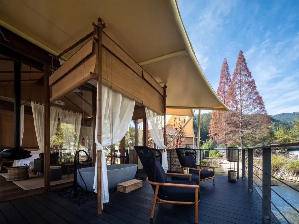 精品野奢養(yǎng)生度假 二都國(guó)家森林帳篷酒店裝修設(shè)計(jì)(圖12) 640_wx_fmt=jpeg&from=appmsg&tp=webp&wxfrom=5&wx_lazy=1&wx_co=1 (15).jpg