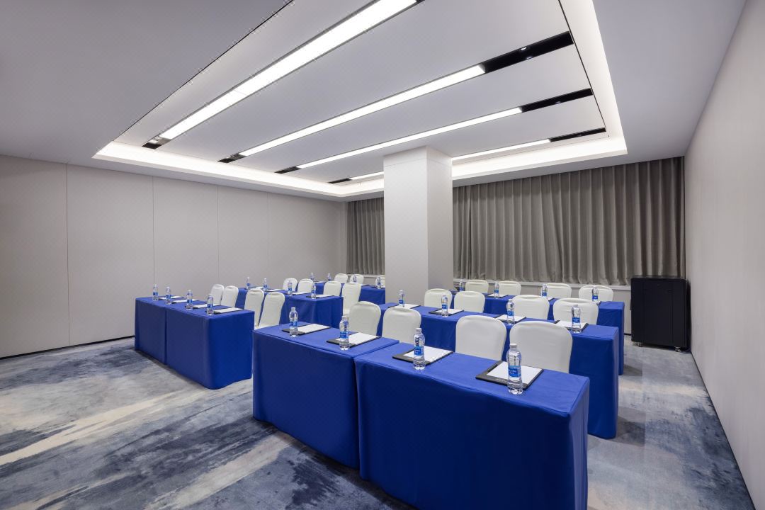 新開(kāi)業(yè)酒店推薦:廣州花都萬(wàn)豪萬(wàn)楓酒店裝修設(shè)計(jì)(圖8) 1-250920150H2U0.jpg