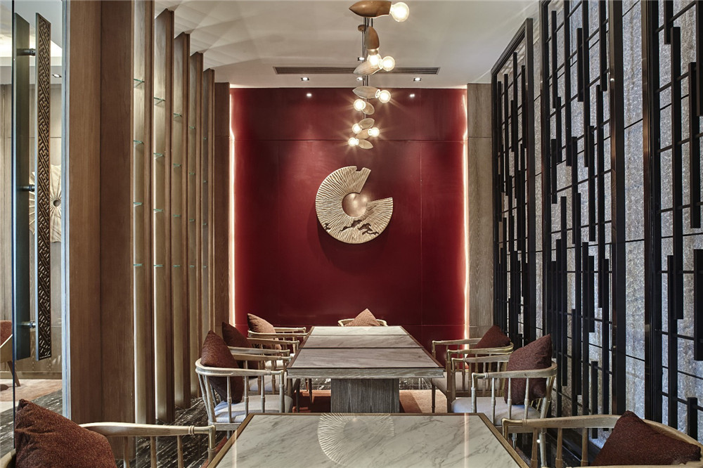 遵義格蘭云天五星級酒店設(shè)計裝修案例(圖3) 遵義格蘭云天五星級酒店大廳休閑區(qū)設(shè)計裝修案例