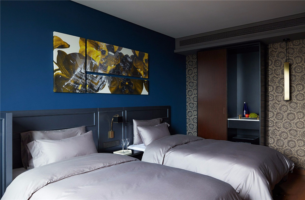 和頤連鎖精品商務(wù)酒店翻新改造設(shè)計(jì)案例(圖6) 和頤連鎖精品商務(wù)酒店翻新改造設(shè)計(jì)案例