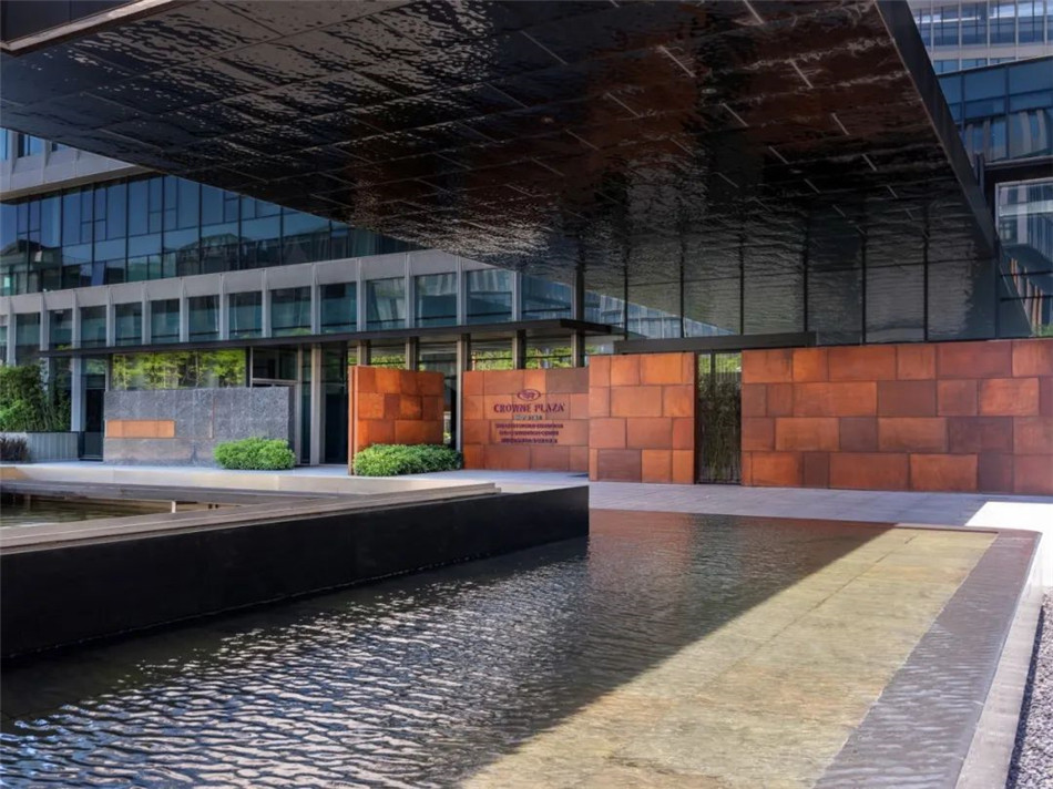 摩登商旅酒店設(shè)計(jì) 深圳皇冠假日酒店裝修實(shí)景圖(圖2) 摩登商旅酒店設(shè)計(jì) 深圳皇冠假日酒店裝修實(shí)景圖