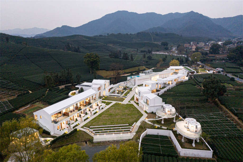 杭州·龍塢陌領(lǐng)融郡精品度假酒店裝修設(shè)計案例(圖1) 杭州·龍塢陌領(lǐng)融郡精品度假酒店裝修設(shè)計案例