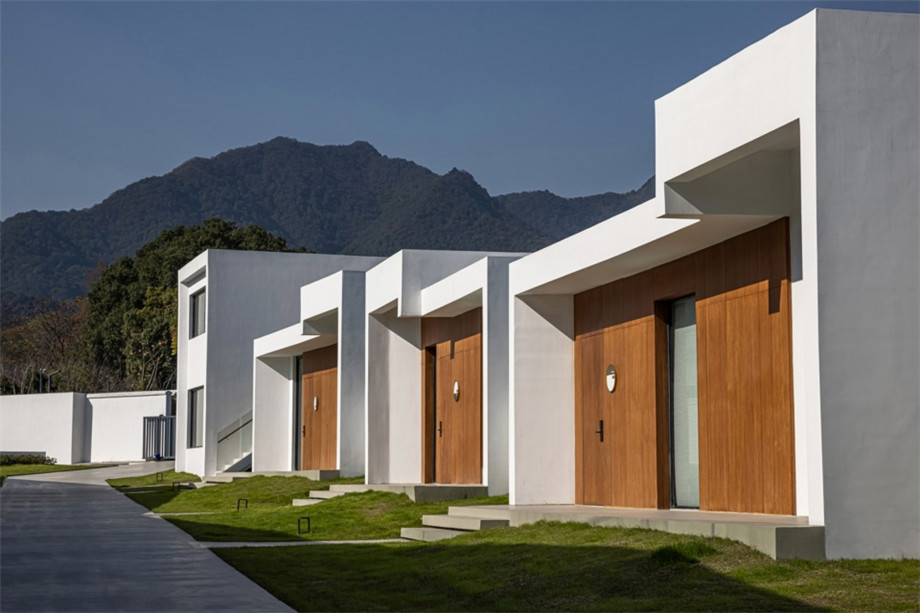 杭州·龍塢陌領(lǐng)融郡精品度假酒店裝修設(shè)計案例(圖3) 杭州·龍塢陌領(lǐng)融郡精品度假酒店裝修設(shè)計案例