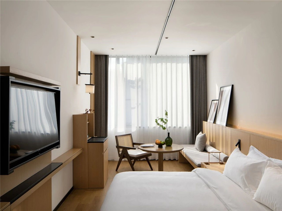 鬧中取靜的都市舊賓館改造設計案例